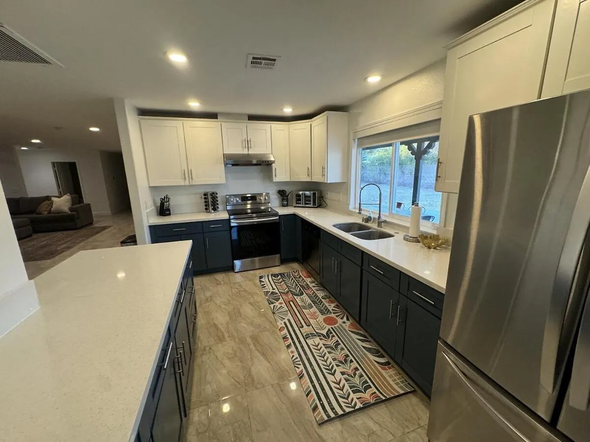 Tatil Evi Modern Hip Oasis Near Vegas Strip Villa Las Vegas